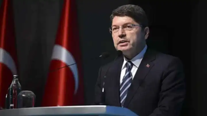 Bakan Yılmaz Tunç: Soruşturmayı bir 'siyasi soruşturma' olarak nitelendirmek yanlış