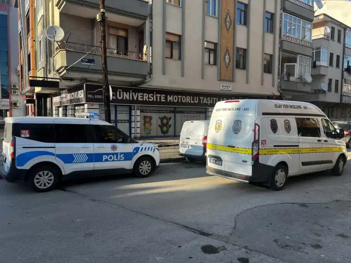 Kızının bıçakladığı anneden kötü haber haberinin görseli