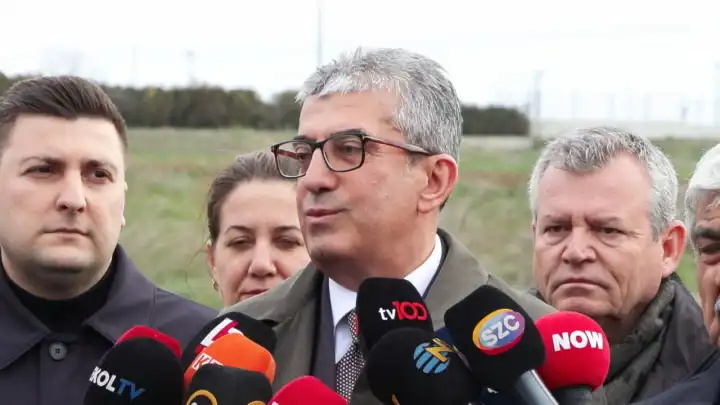 CHP heyeti Silivri’de: Ekrem İmamoğlu’na cezaevinde ziyaret  haberinin görseli