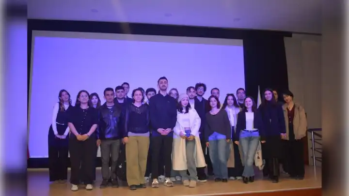 Dijital Reklamcılık sektörü Egeli iletişimcilerle buluştu haberinin görseli