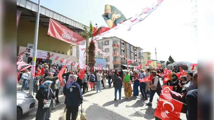 Efes Selçuk’ta İmamoğlu’na güçlü destek!