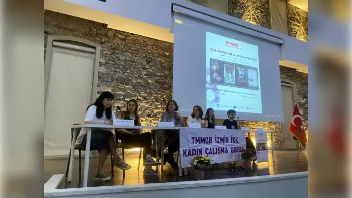 İzmir’de kadın dayanışması 8 Mart etkinliğiyle güçlendi