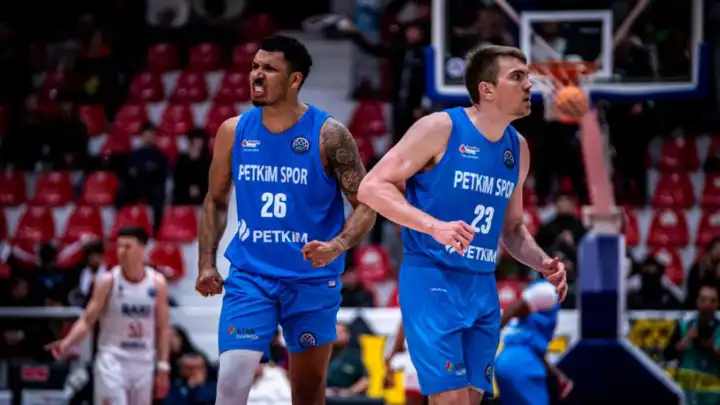 Petkimspor, Reggiana deplasmanında 