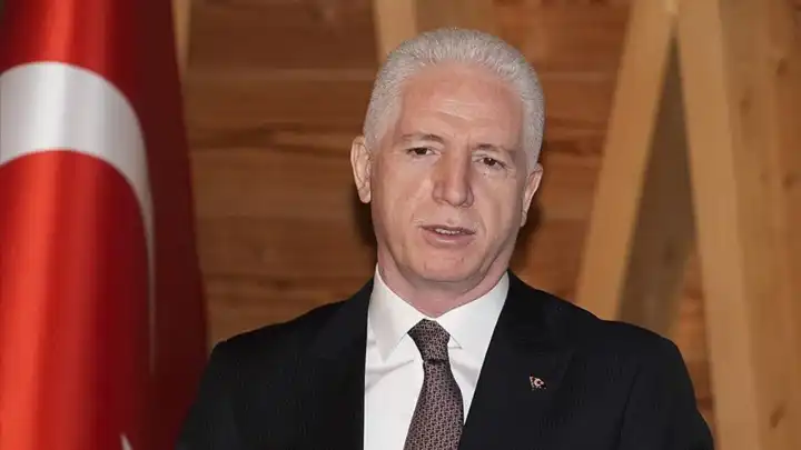Vali Gül: Polisimize taş,atan kişiler tespit edilmekte, haklarında gerekli işlemler yürütülmektedir! haberinin görseli