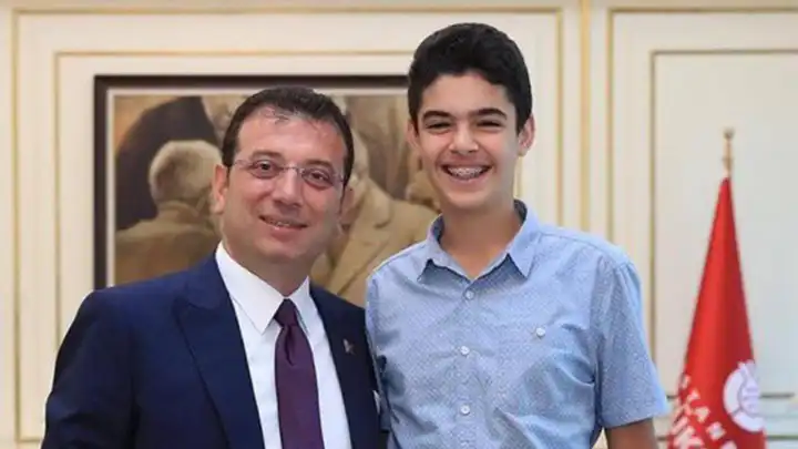 ‘Her şey çok güzel olacak’ sloganın mimarı Berkay Gezgin tutuklandı haberinin görseli