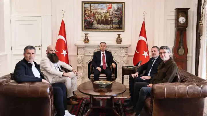 Karşıyaka yarın Anadolu Üniversitesi'yle iç sahada karşılaşacak