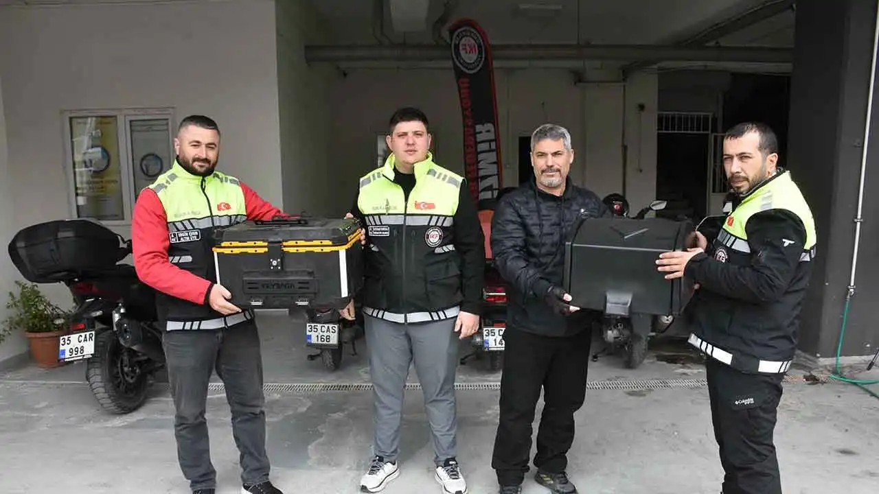 Motosikletli kuryelerin ruhsata işlenmeyen taşıma çantaları için 993 TL ceza