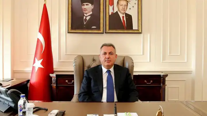Vali Elban’dan Saraçhane’deki hakaretlere sert tepki 