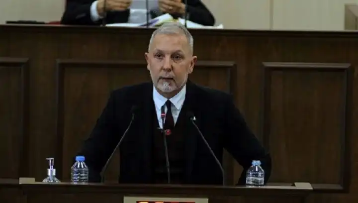 Üniversitenin kurucusundan İmamoğlu’nun diplomasına dair yeni açıklama haberinin görseli