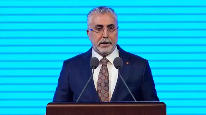 Bakan Işıkhan'dan Türkiye Yüzyılı paylaşımı haberinin görseli
