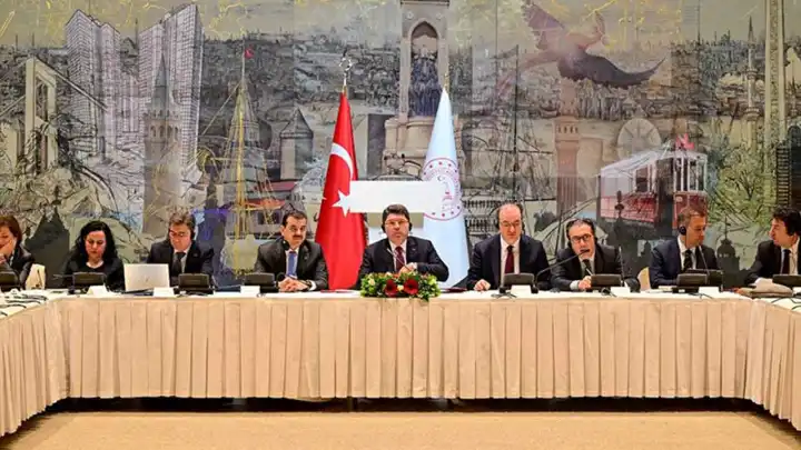 Bakan Tunç: Soruşturmalar üzerinden dezenformasyon yapılmasını doğru bulmuyoruz haberinin görseli