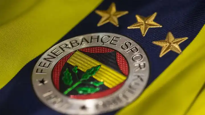 Fenerbahçe'den transferde büyük hamle! Ezeli rakibini geride bırakıyor