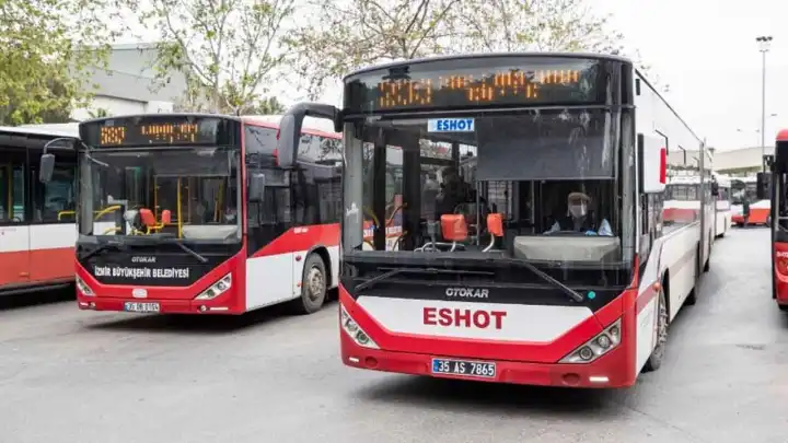 İzmir'de öğrenci indirimine 30 yaş sınırına 204 bin 285 lira idari para cezası