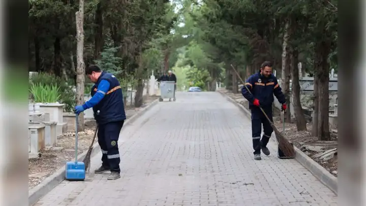 Buca Belediyesi bayram hazırlıklarını tamamladı