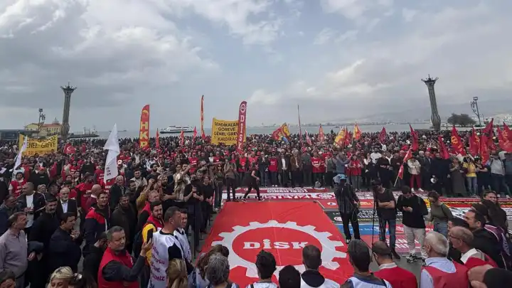 Emekçi iş bıraktı: Genel greve çağırdı