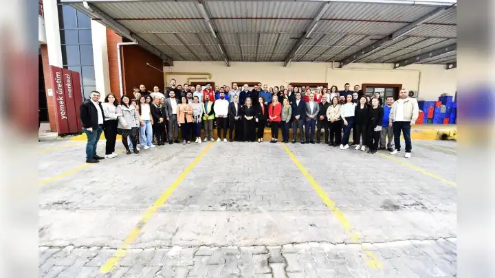 Huzurevi sakinleri bayramda unutulmadı