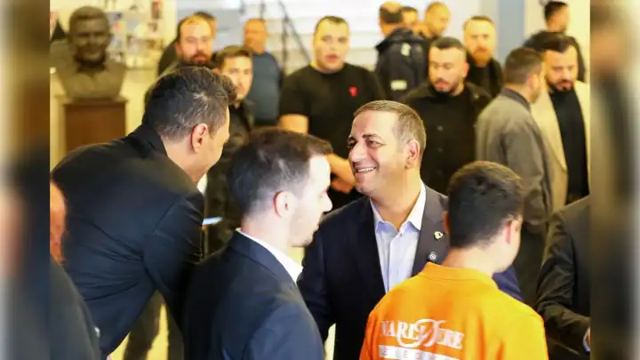 Narlıdere'de Başkan Uzun mesai arkadaşlarıyla bayramlaştı