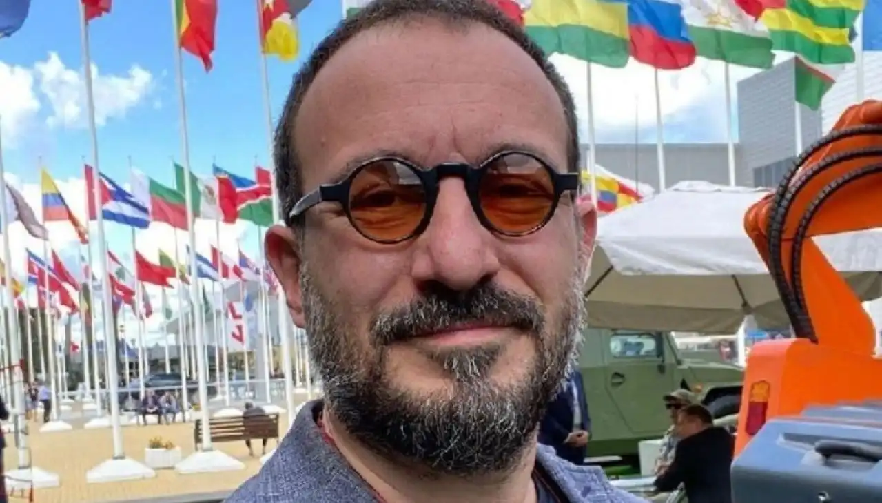 DBL Entertainment'ın sahibi Abdülkadir Özkan'dan CHP lideri Özel ve ünlü isimlere suç duyurusu  haberinin görseli
