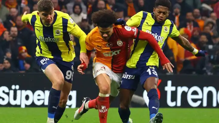 Fenerbahçe - Galatasaray derbisinin PFDK sevkleri açıklandı! haberinin görseli
