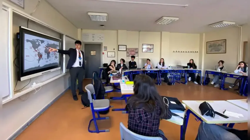 İzmirli öğrenciler çevre etiği için adım attı haberinin görseli