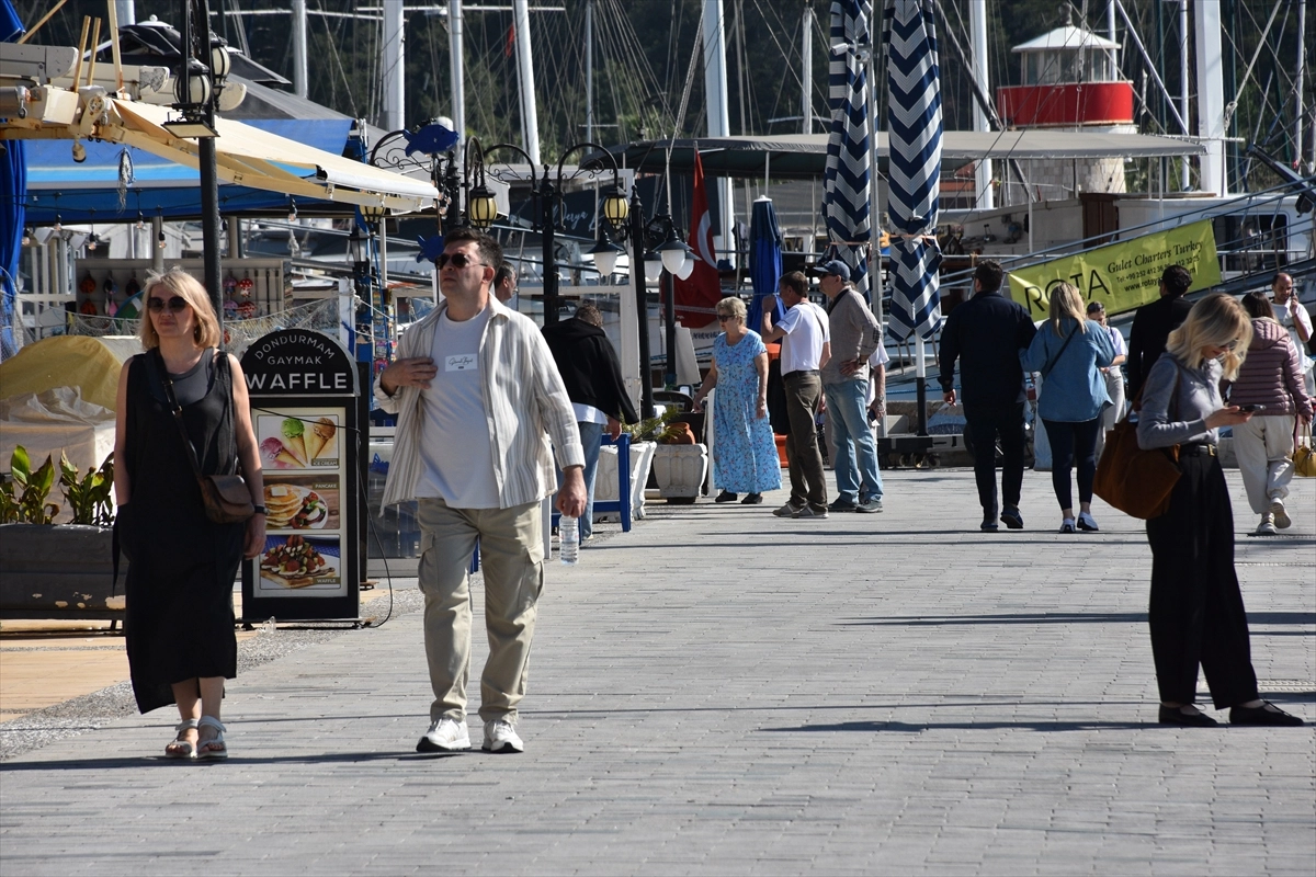 Marmaris’e sezonun ilk kruvaziyeri uğradı