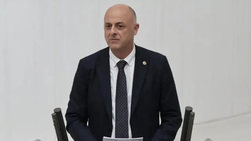 Özlale’den sokak hayvanları için anlamlı mesaj