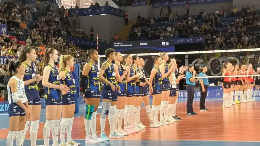 Sarı Melekler, Kupa Voley’e galibiyetle başladı  haberinin görseli