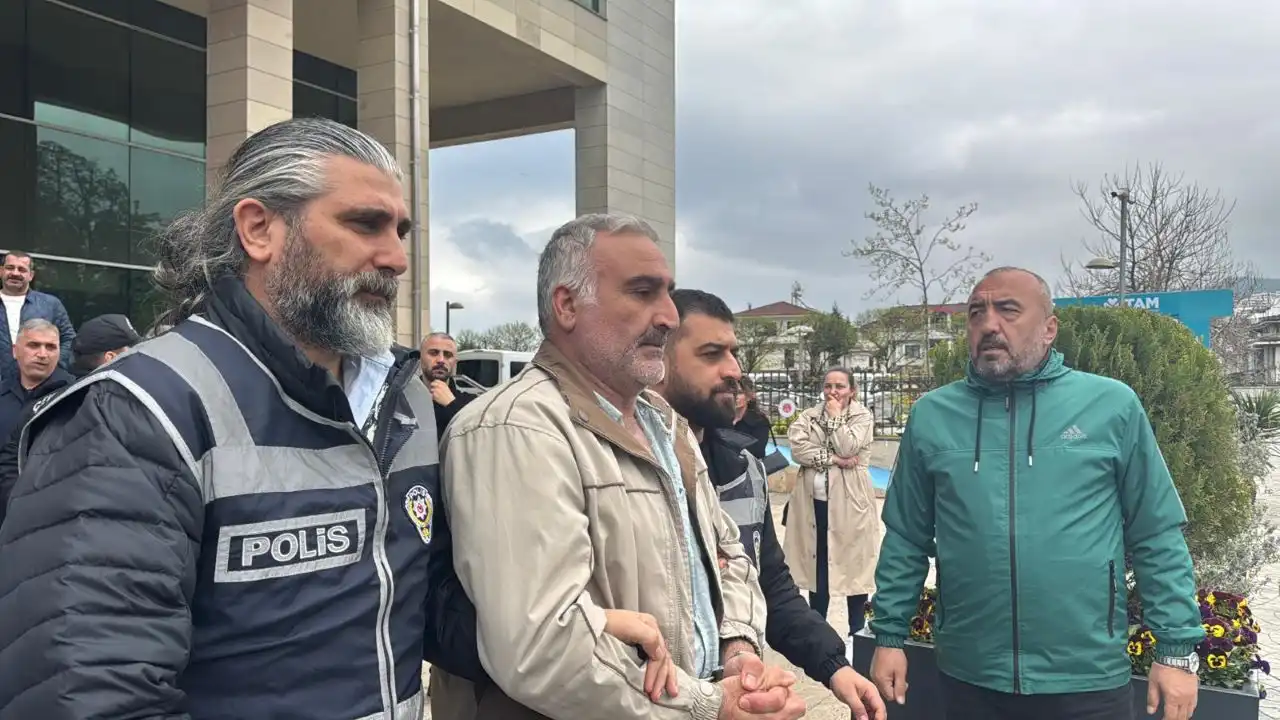 Trabzon’da İmamoğlu standına saldıran şüpheli tutuklandı  haberinin görseli