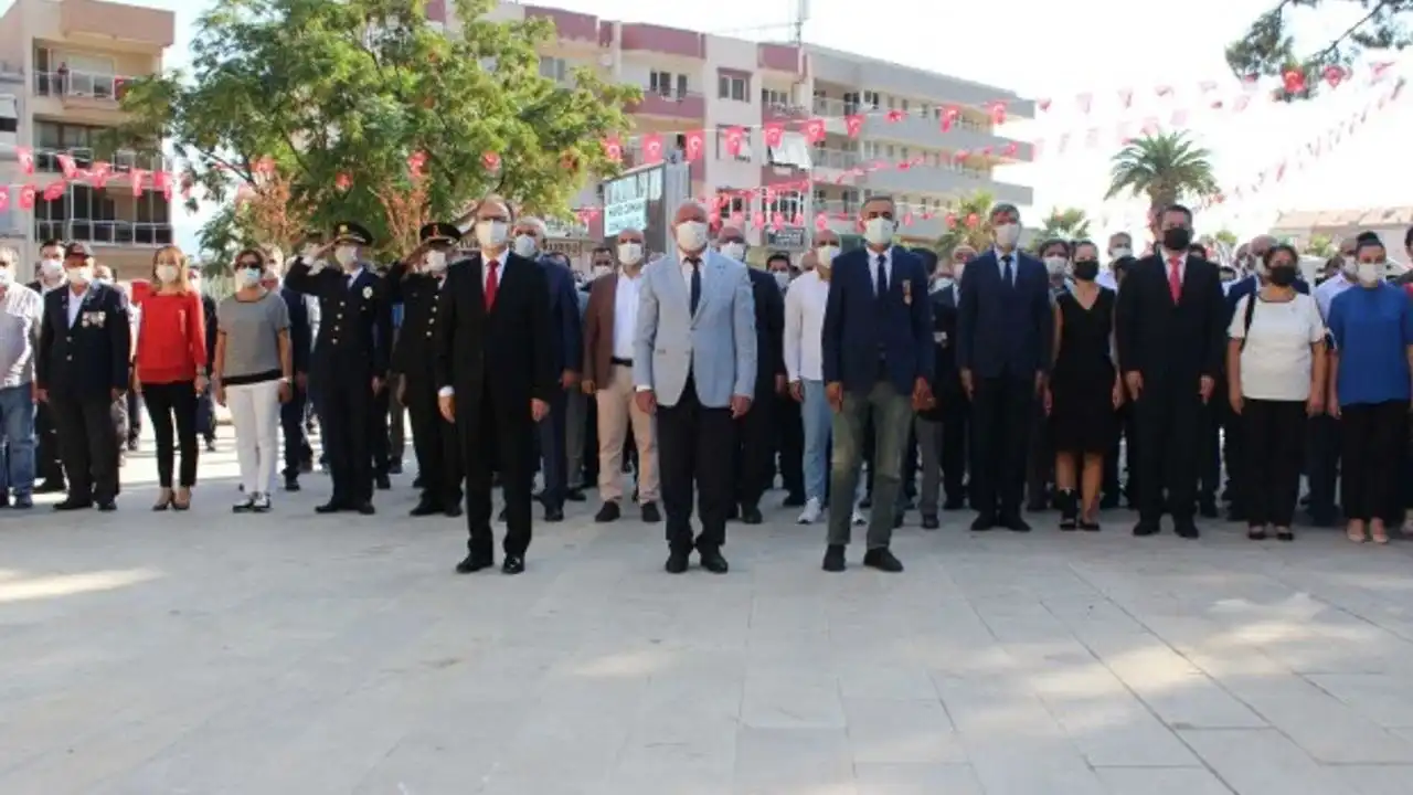 30 Ağustos Kemalpaşa’da törenle kutlandı haberinin görseli
