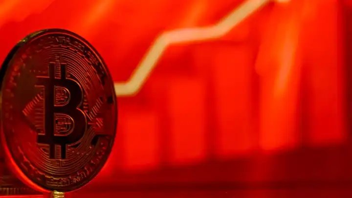 Bitcoin'de kanlı pazartesi: 75 bin doların altına indi