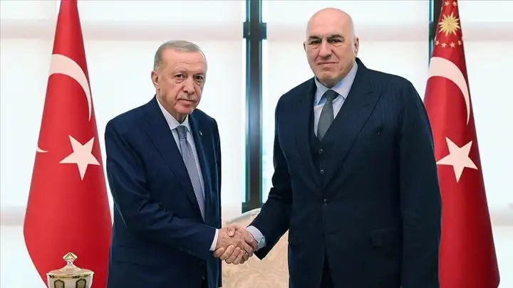 Cumhurbaşkanı Erdoğan Guido Crosetto'yu kabul etti haberinin görseli