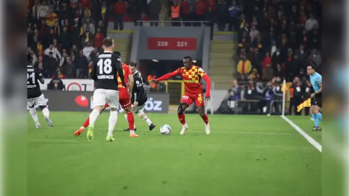 Göztepe- Gaziantep maçında ilk yarıda eşitlik var