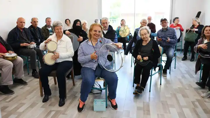 Balçova’da 11 Nisan Dünya Parkinson Günü etkinlikle anıldı haberinin görseli