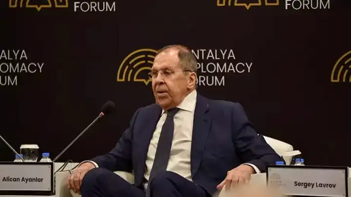 Sergey Lavrov: NATO'nun en büyük düşmanı kendisi haberinin görseli