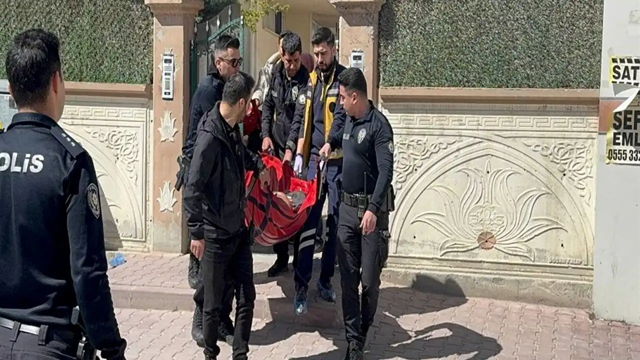 Önce eşini bıçakladı, sonra intihara kalkıştı! haberinin görseli