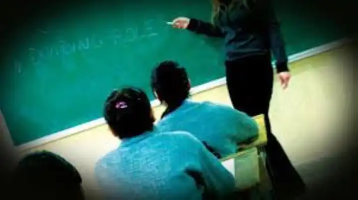 Proje okulları krizinde yeni gelişme: Öğretmen atamaları durduruldu haberinin görseli