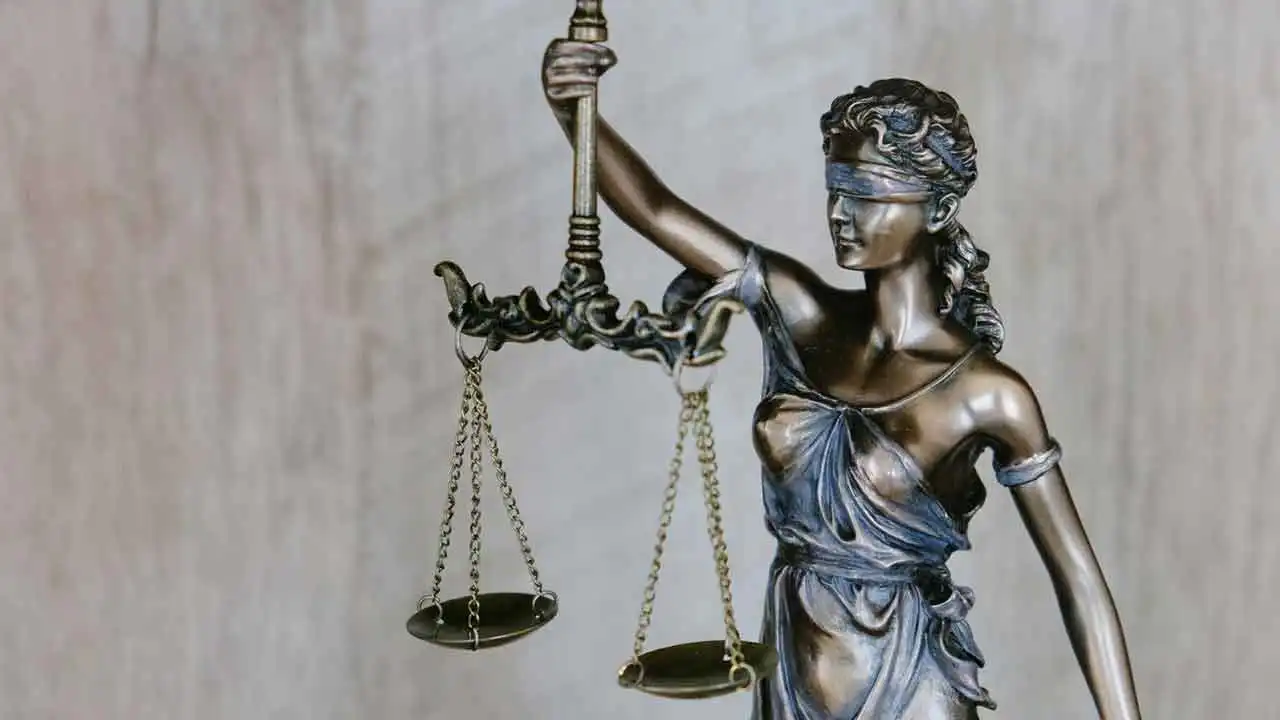 Eğitim-İş mülakat mağduru öğretmenler için ses yükseltti 