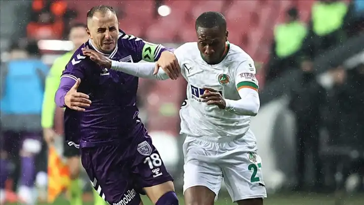 Alanyaspor- Samsunspor maçı ne zaman? Alanyaspor- Samsunspor maçı hangi kanalda yayınlanacak? haberinin görseli