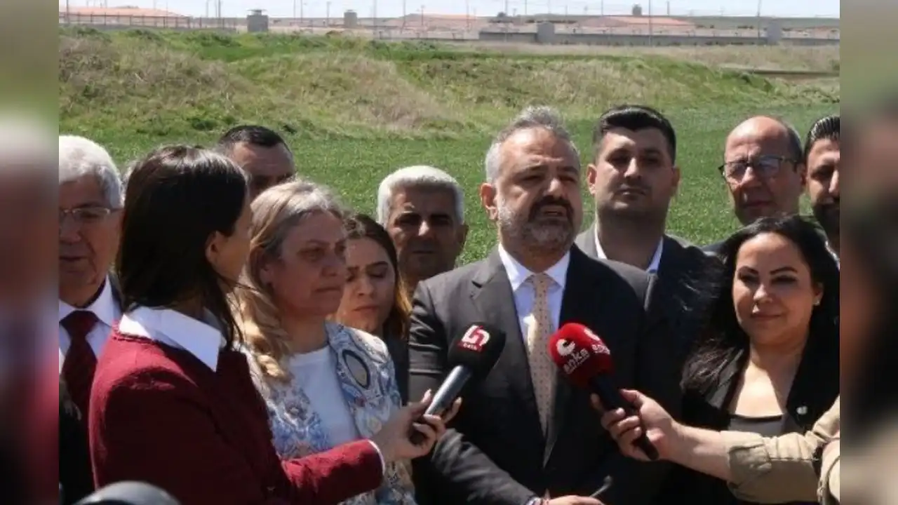 Aslanoğlu, İmamoğlu'nun İzmirlilere mesajını paylaştı haberinin görseli