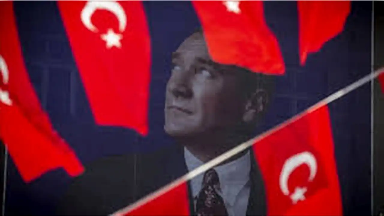 İzmirli iş insanlarından 23 Nisan’a anlamlı kutlama haberinin görseli