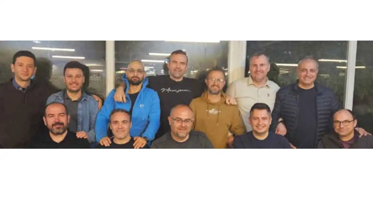 İAL yatılı 2000 mezunları geleneksel buluşması haberinin görseli