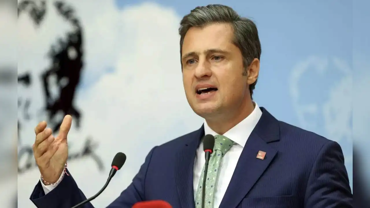 Deniz Yücel'den Kanal İstanbul tepkisi: Cesaretiniz varsa getirin sandığı! haberinin görseli