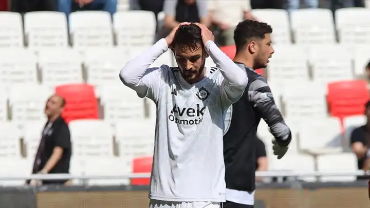 FIFA'dan Altay'a 6 puan silme cezası
