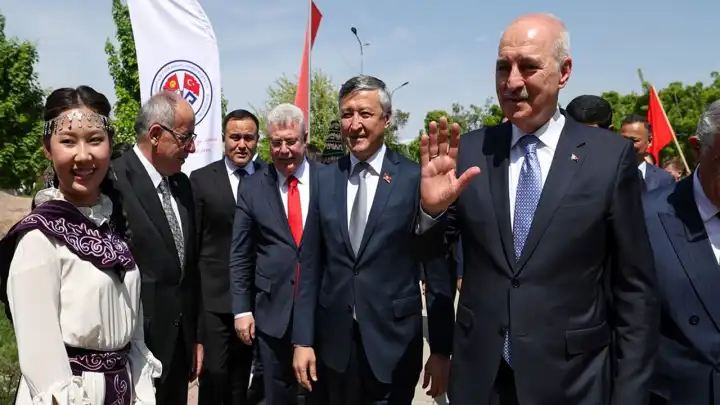 TBMM Başkanı Kurtulmuş, Kırgızistan-Türkiye Manas Üniversitesi’ni ziyaret etti
