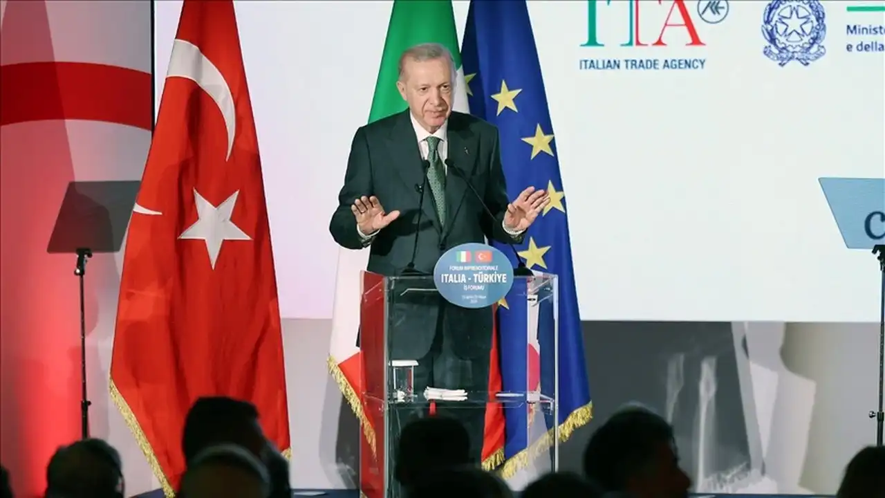 Cumhurbaşkanı Erdoğan: Türk ekonomisine güveniyoruz haberinin görseli