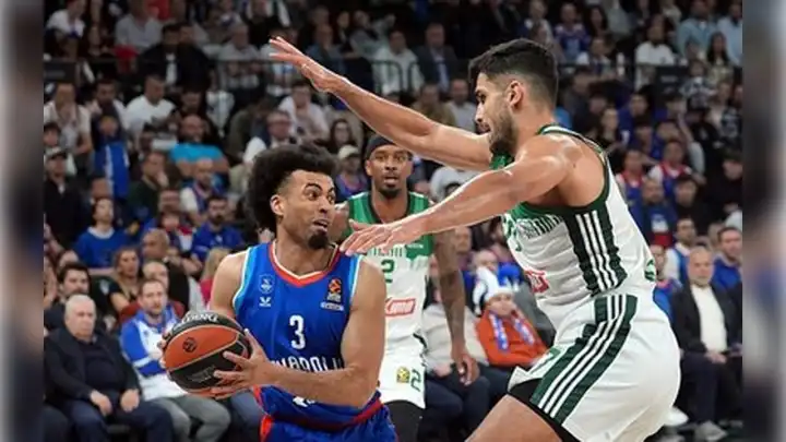 Anadolu Efes, Panathinaikos'a yenildi