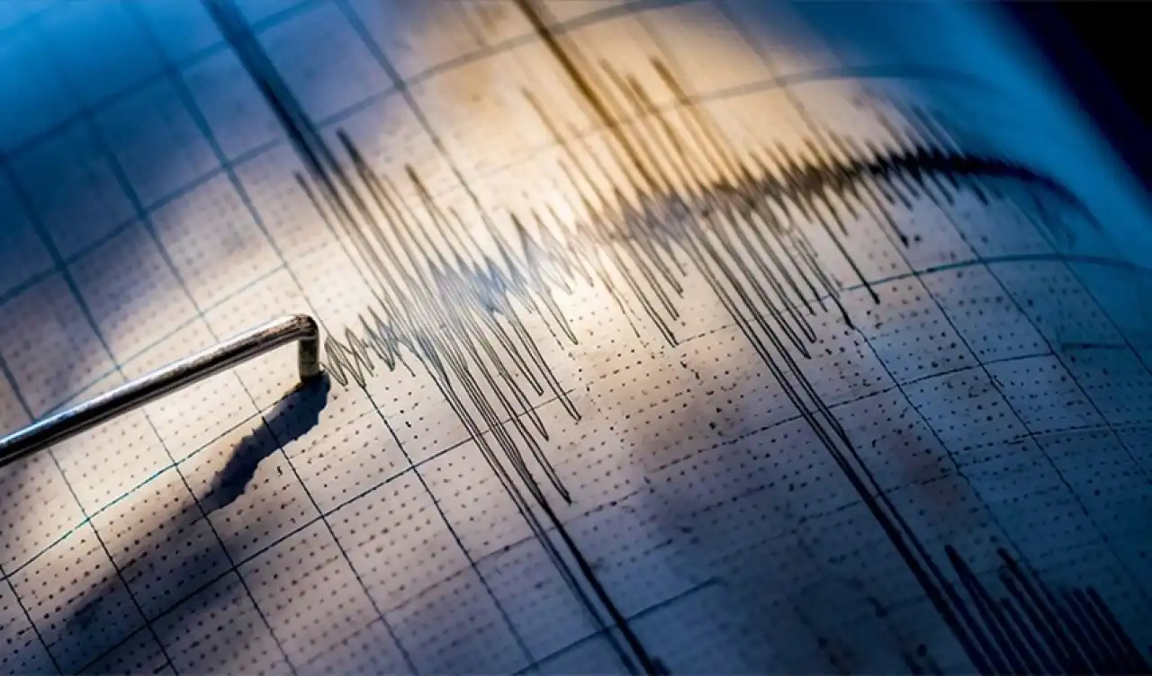 Antalya'da korkutan deprem! haberinin görseli