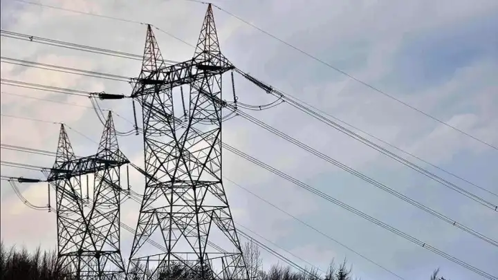 Bakan Bayraktar açıkladı: Avrupa'daki elektrik kesintisi Türkiye'yi etkiler mi?
