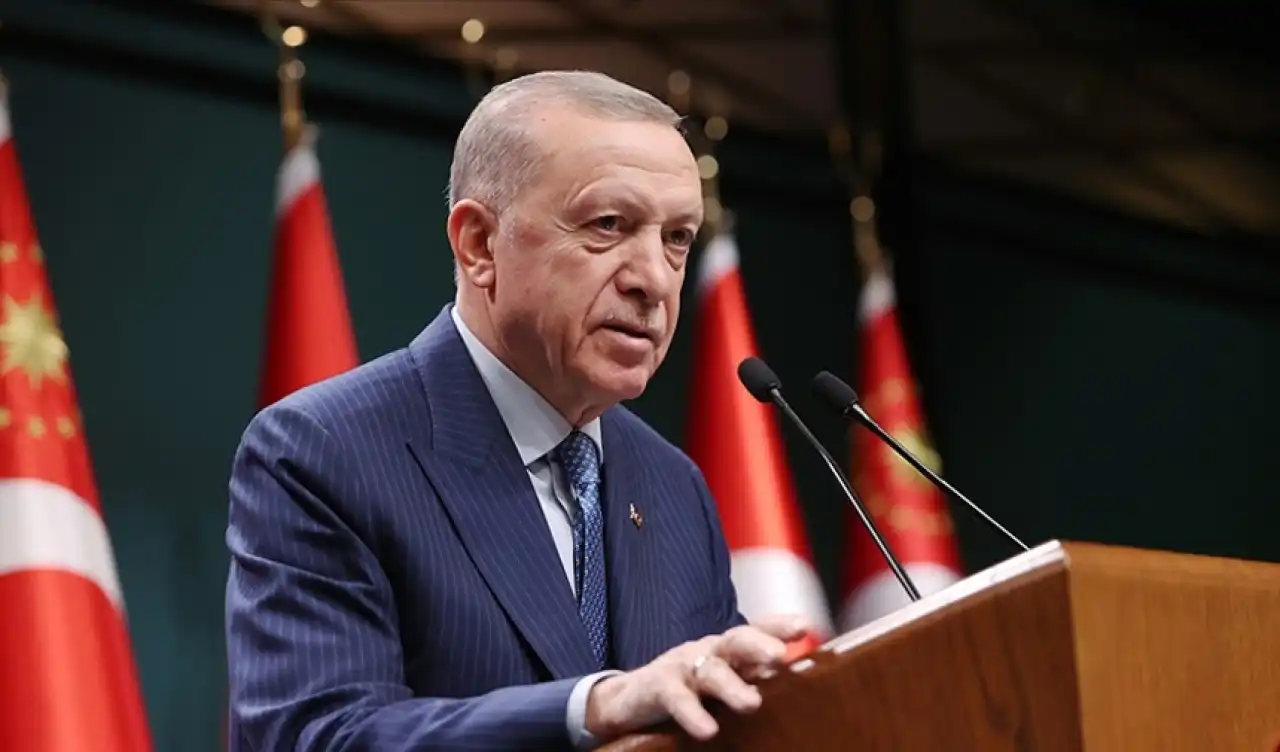 Cumhurbaşkanı Erdoğan, TRT'nin 61'inci kuruluş yıl dönümünü kutladı haberinin görseli