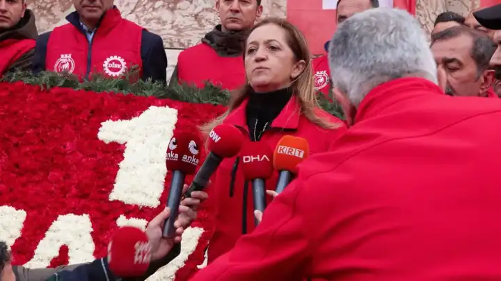 DİSK’ten Taksim’de 1 Mayıs mesajı: 1 Mayıs Meydanı bir kez daha yasaklı 